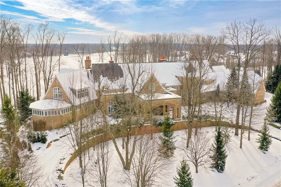 545 Bristol Drive, Aurora, OH 44202 - Image #1