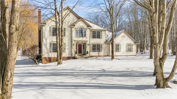 860 Whisperwood Lane, Aurora, OH 44202