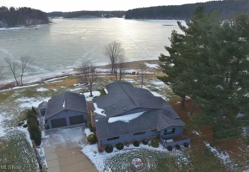 1251 Arrowhead Sw Drive, Dellroy, OH 44620 - Image #1