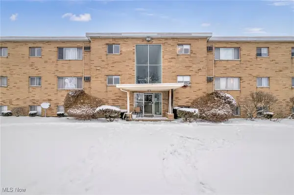 5200 Royalton Road #C-9, North Royalton, OH 44133