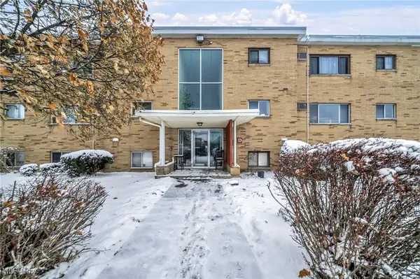 5200 Royalton Road #D-8, North Royalton, OH 44133