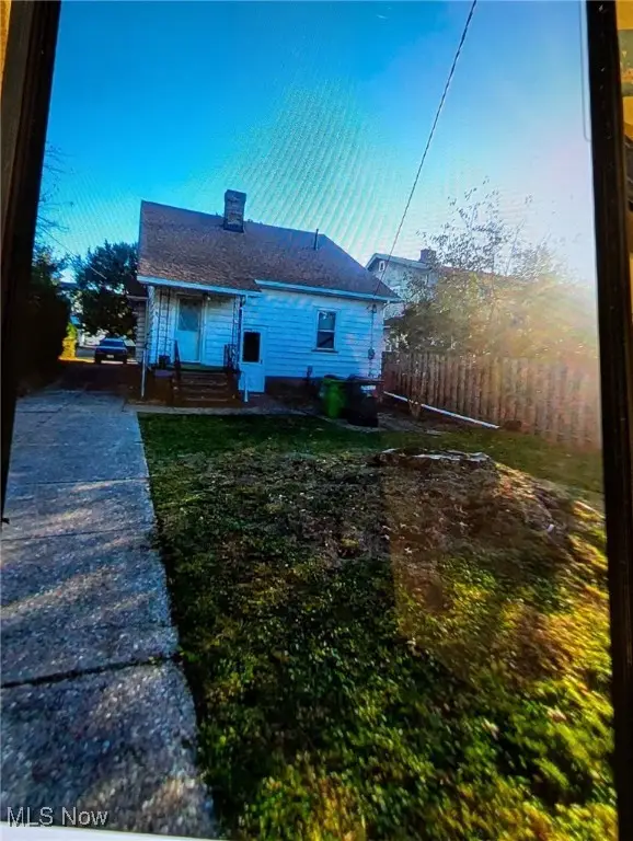 10217 Parkview Avenue, Garfield Heights, OH 44125 - Image #2