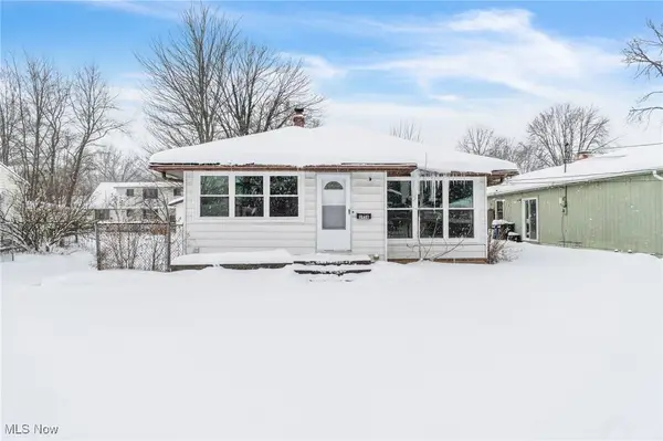 5938 Porter Road, North Olmsted, OH 44070