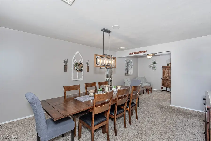 543 Sherwood Drive, Aurora, OH 44202 - Image #3