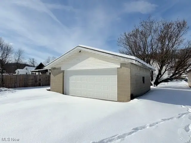 335 Packer Street, Uhrichsville, OH 44683 - #2