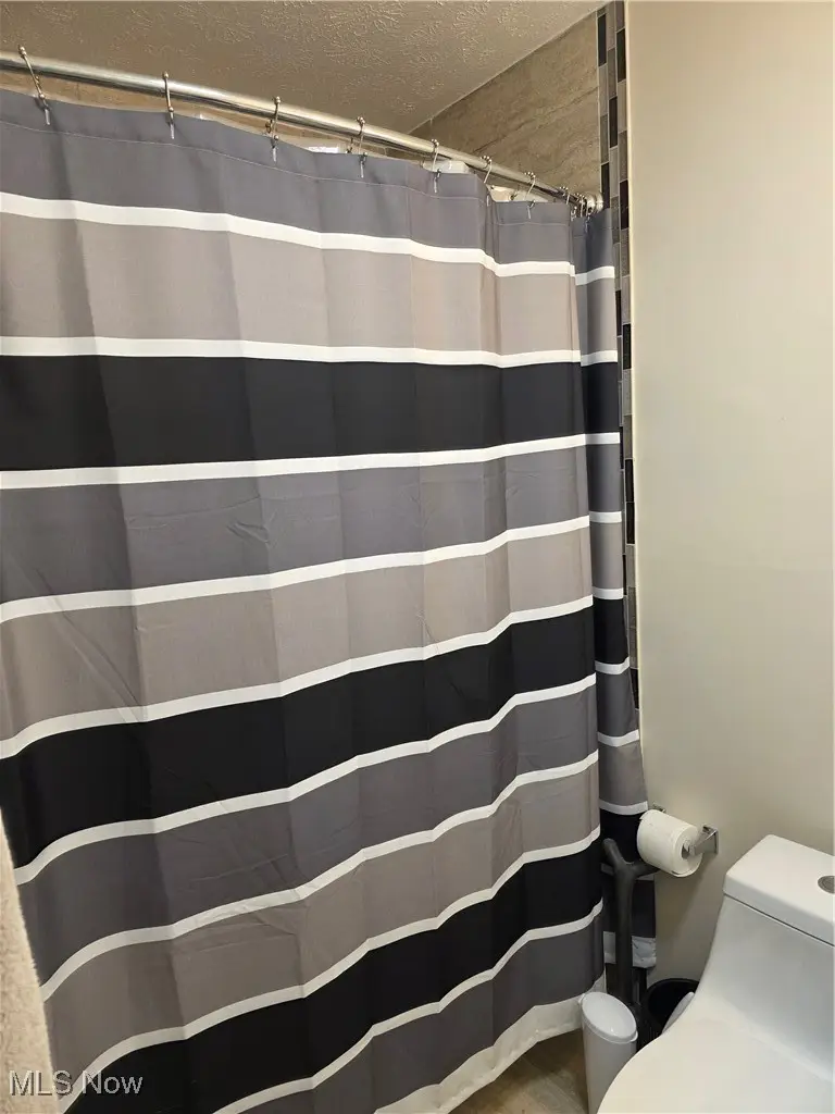 34577 W Point Drive, North Ridgeville, OH 44039 - Image #3