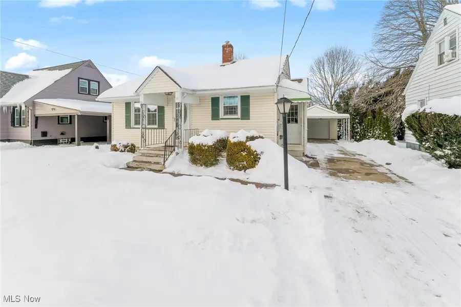 18 E Oakland Boulevard, Struthers, OH 44471 - #2