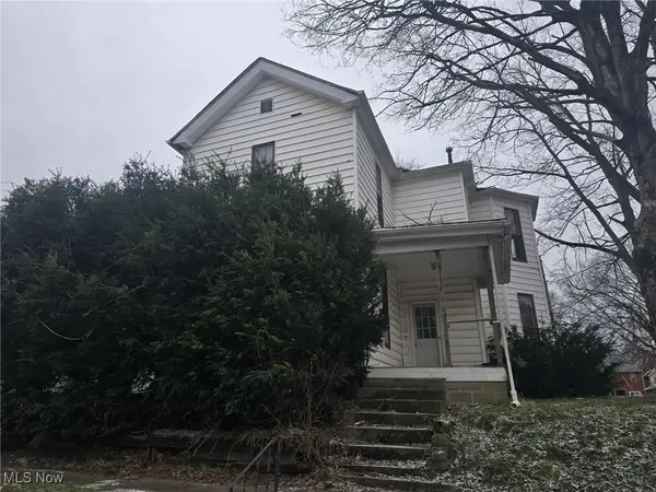 1102 Beatty Avenue, Cambridge, OH 43725