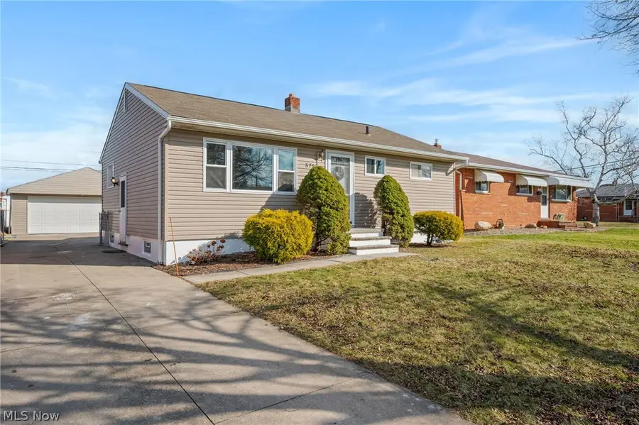 5757 Defiance Avenue, Brook Park, OH 44142 - #2