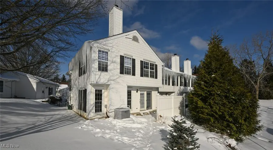 7121 W Cross Creek Trail, Brecksville, OH 44141 - Image #2