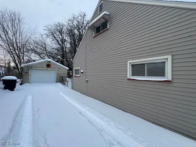 1525 Denison Nw Avenue, Warren, OH 44485 - #2