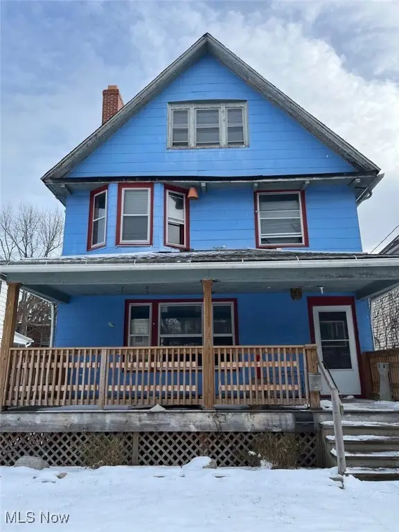 1351 Beach Avenue, Lakewood, OH 44107