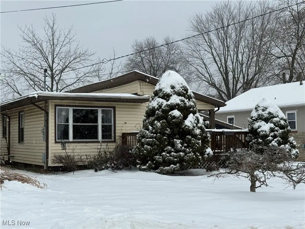 921 17th Street, Vienna, WV 26105 - #1