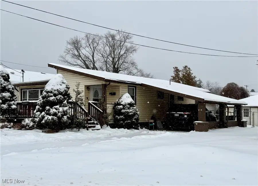 921 17th Street, Vienna, WV 26105 - #2