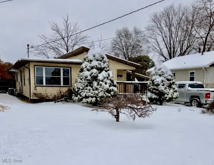 921 17th Street, Vienna, WV 26105 - #3