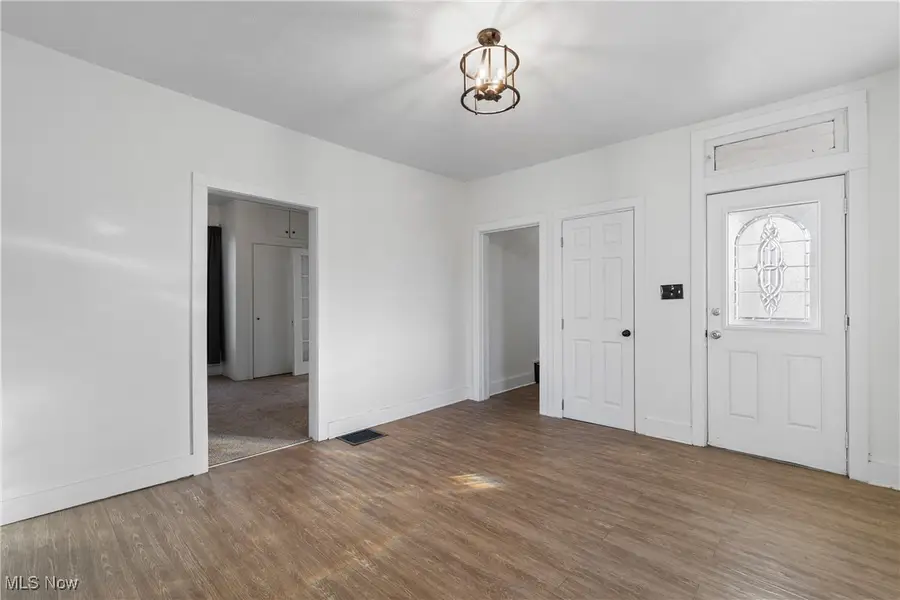 1021 Greenfield Sw, Canton, OH 44706 - #3