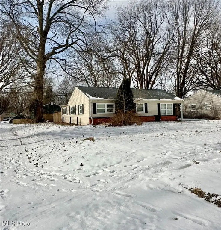 1376 Seward Avenue, Akron, OH 44320 - #2