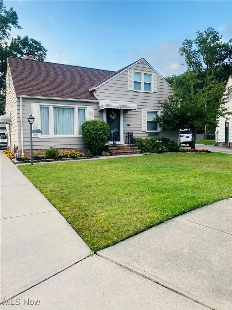 28949 Beechwood Drive, Willowick, OH 44095 - Image #2