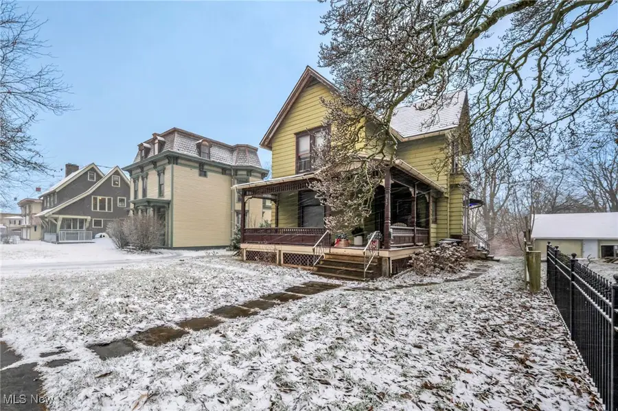 317 West Avenue, Elyria, OH 44035 - Image #3