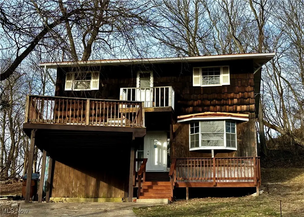 2526 Valley View Drive, Belpre, OH 45714 - #1