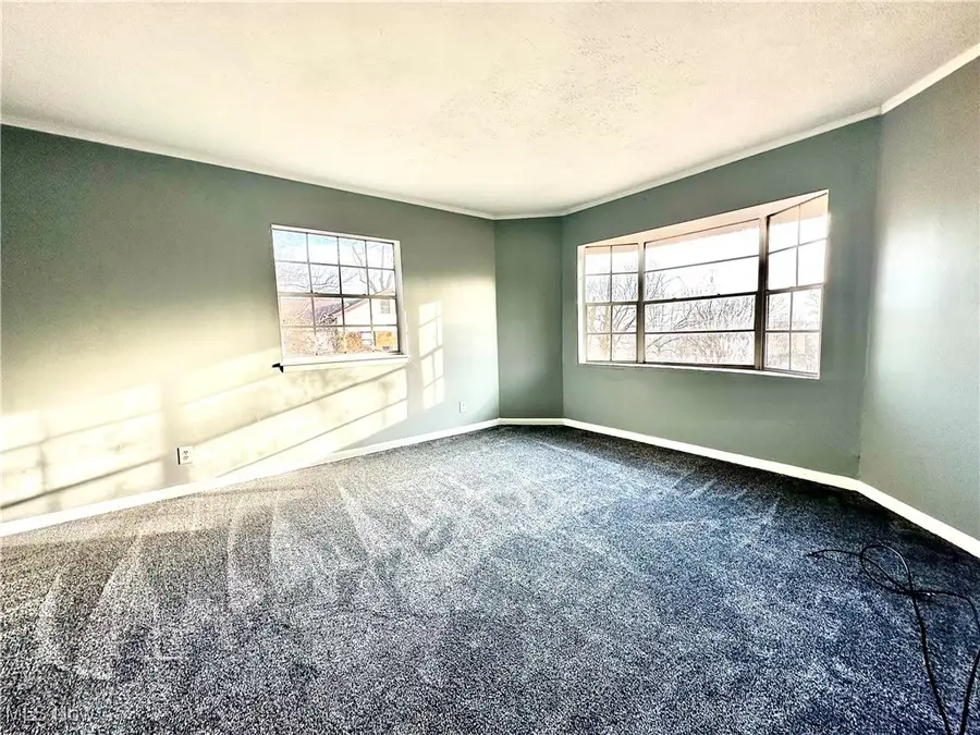 2526 Valley View Drive, Belpre, OH 45714 - #3