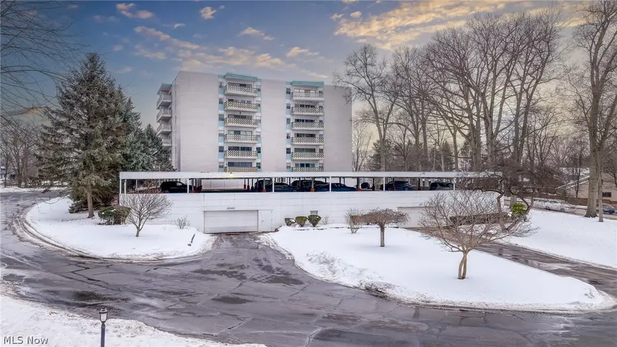 275 N Portage Path #7B, Akron, OH 44303 - #3