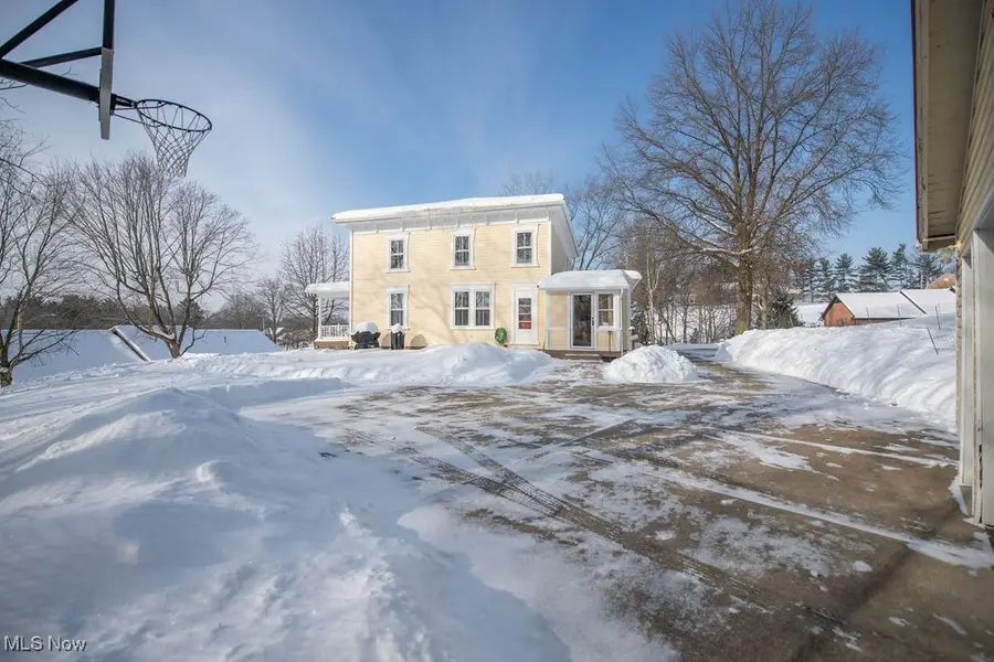 309 Donahey Ne Avenue, New Philadelphia, OH 44663 - Image #3