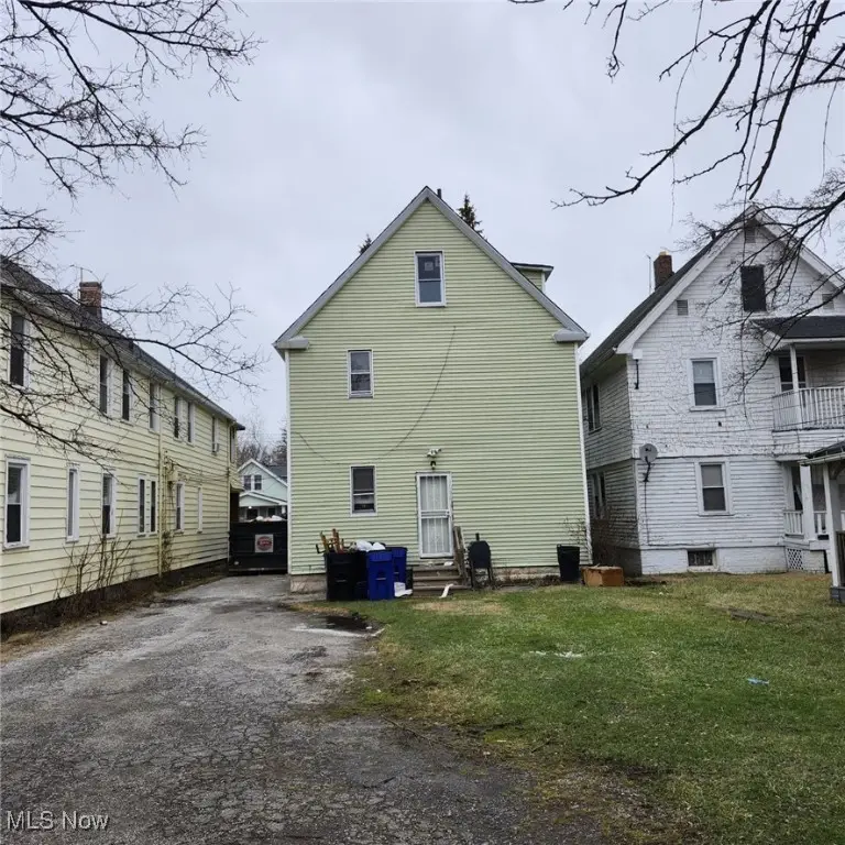 16204 Arcade Avenue, Cleveland, OH 44110 - Image #2