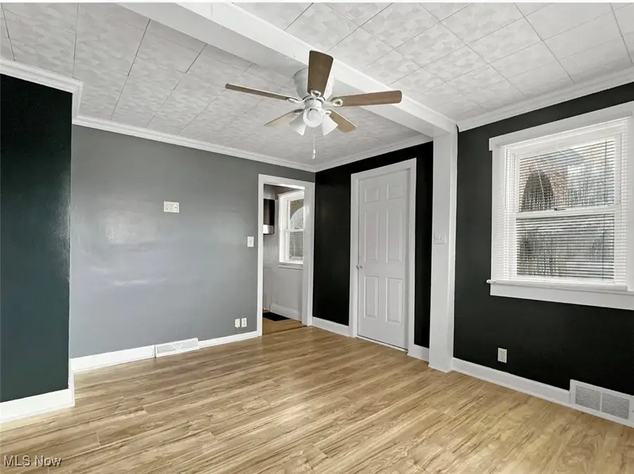 4242 Mccartney Road, Lowellville, OH 44436 - Image #3