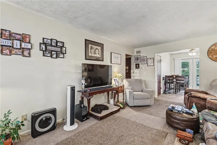 151 W Smiley Avenue #A & B, Shelby, OH 44875 - #3