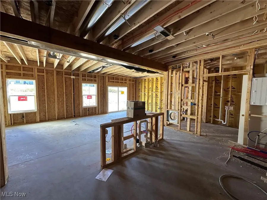 430 Honeycrisp Ne Drive, Louisville, OH 44641 - Image #3