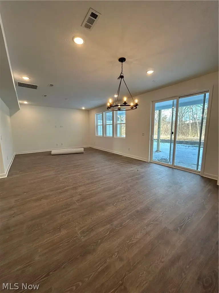 280 N Lighthouse Nw Oval, Marblehead, OH 43440 - #3