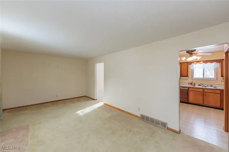 14430 Drake Road, Strongsville, OH 44136 - Image #2