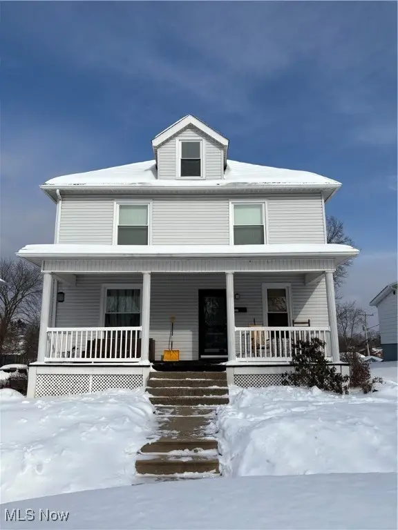 913 Foster Avenue, Cambridge, OH 43725 - #1