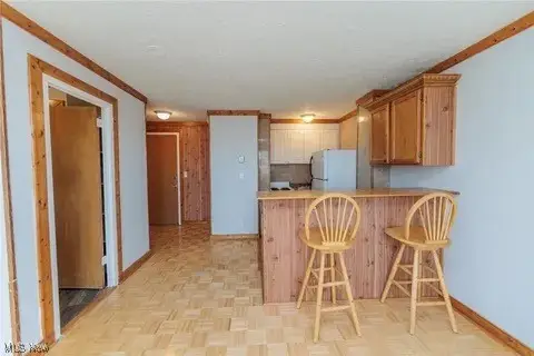 11850 Edgewater Drive #624, Lakewood, OH 44107 - Image #3