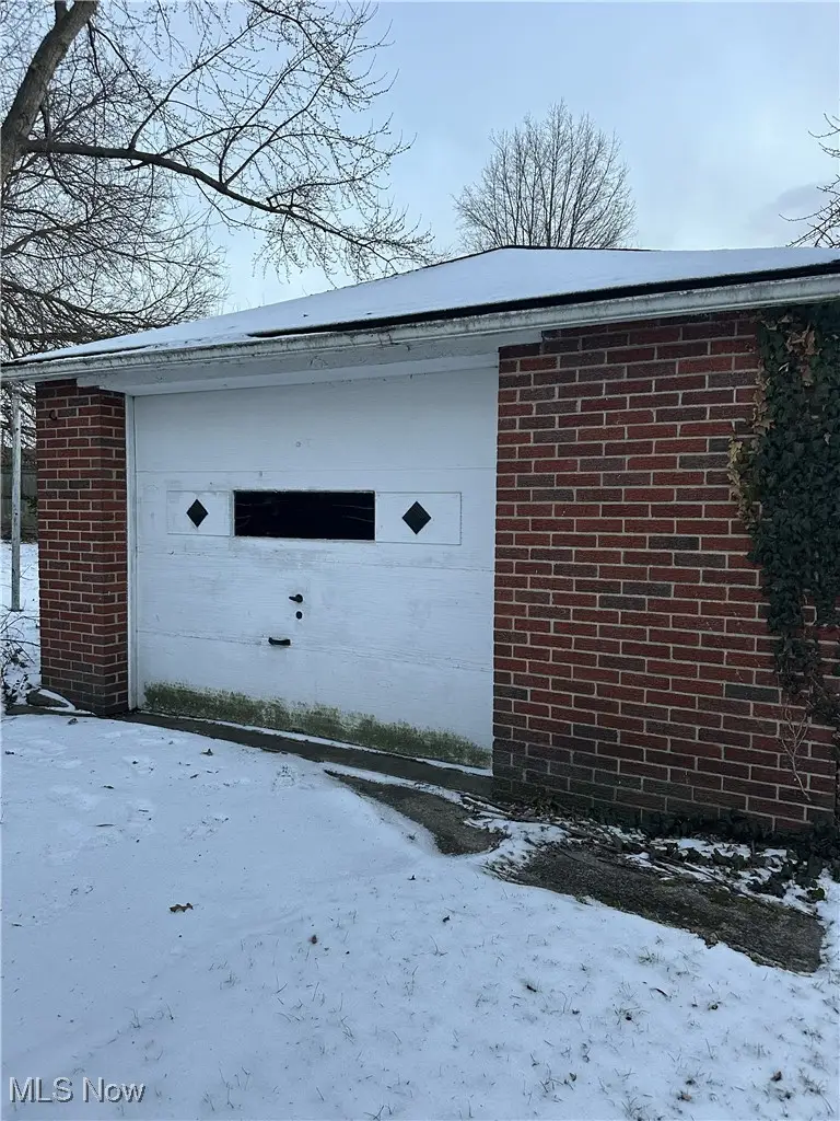 2692 Taft Avenue, Youngstown, OH 44502 - #3