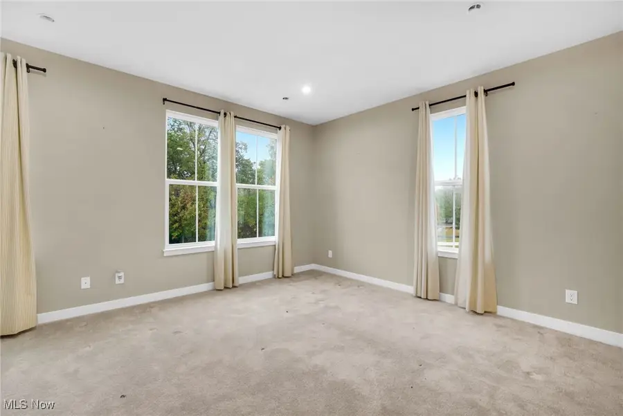 316 E Reno Drive, Louisville, OH 44641 - Image #3