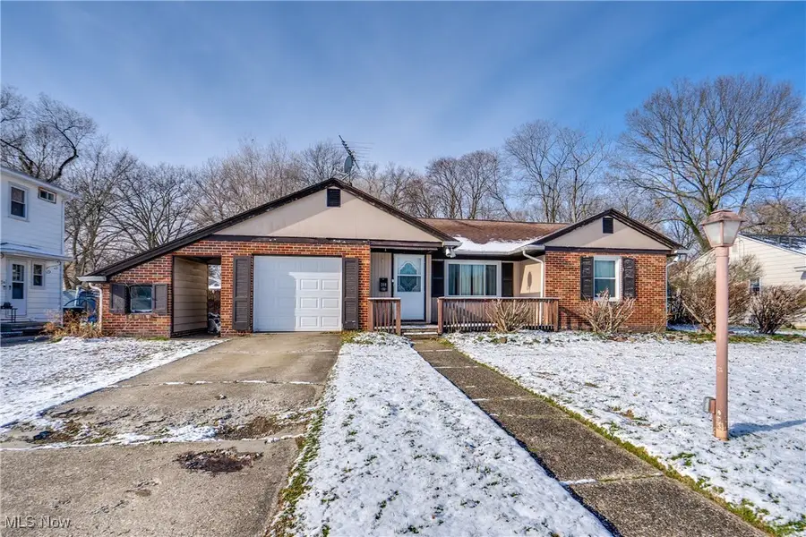 398 Crestview Avenue, Akron, OH 44320 - #2