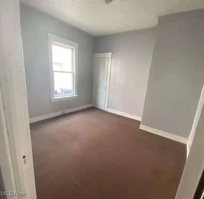 474 E 128 Street, Cleveland, OH 44108 - #2