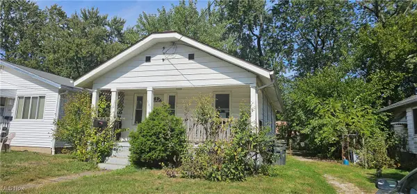 961 Wyley Avenue, Akron, OH 44306