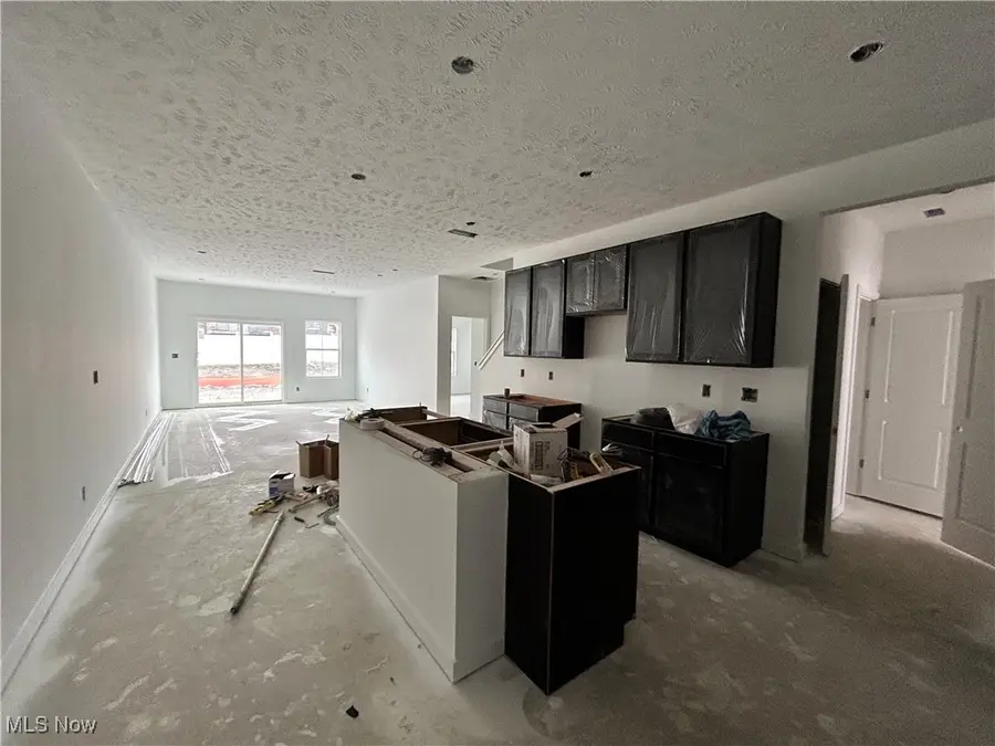 5083 Shepherds Glen, Willoughby, OH 44094 - Image #2