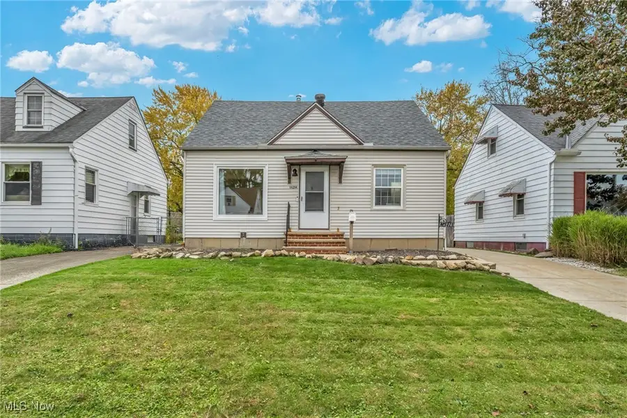 14214 Tabor Avenue, Maple Heights, OH 44137 - #2