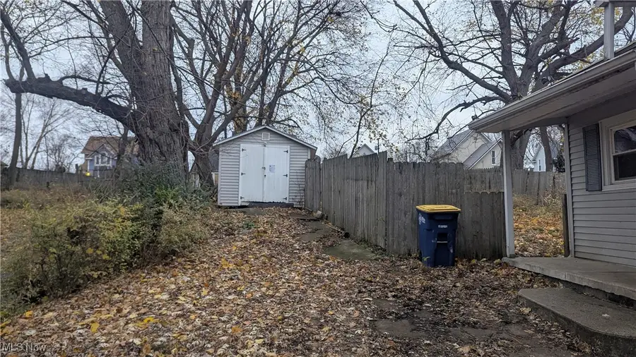 1307 W 9th Street, Ashtabula, OH 44004 - #3