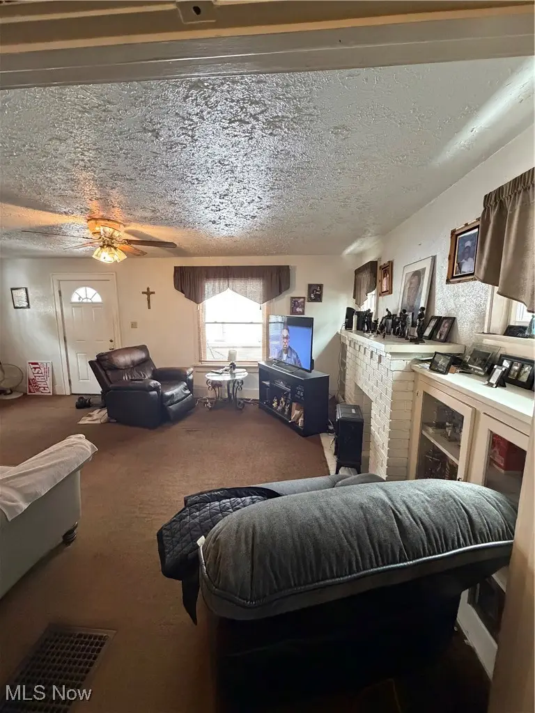 378 Wildwood Avenue, Akron, OH 44320 - #3