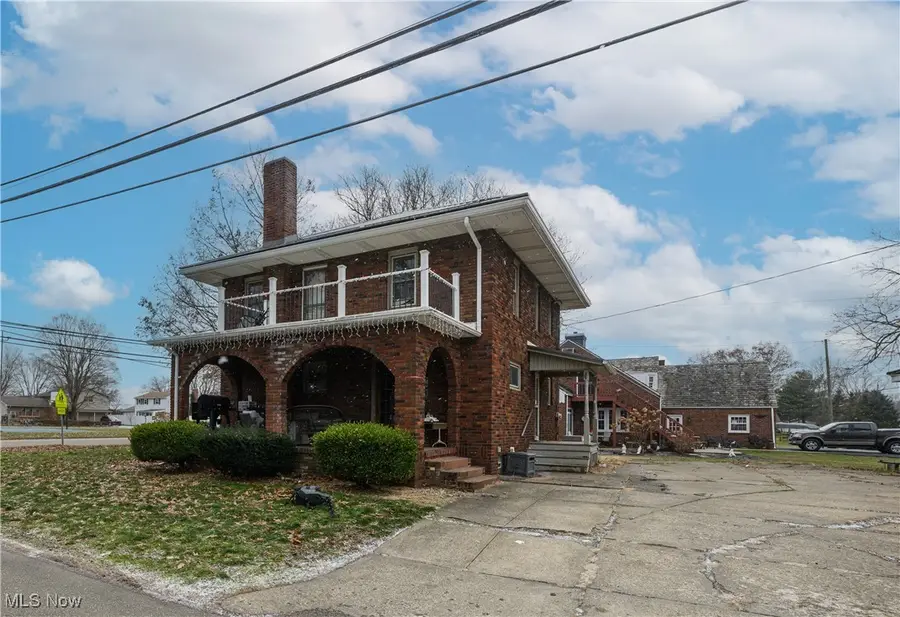 1002 S Broadway Street, New Philadelphia, OH 44663 - Image #2