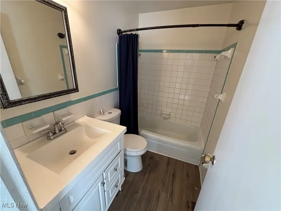 2441 45th Nw Street, Canton, OH 44709 - #3