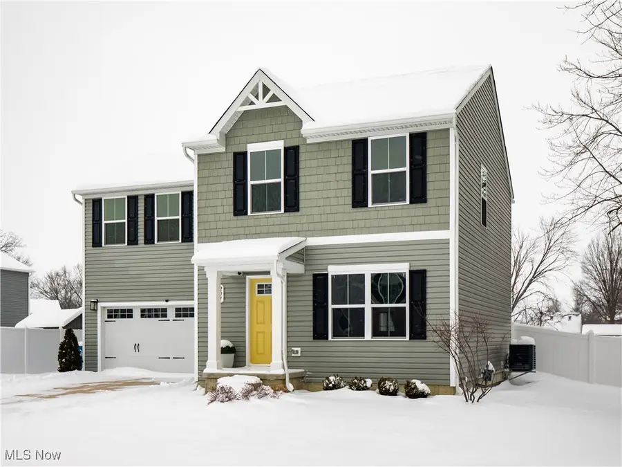 201 Taft Drive, Eastlake, OH 44095 - #2