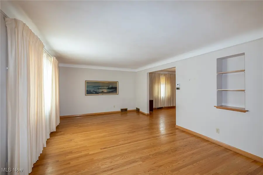 5903 Warwick Drive, Parma, OH 44129 - Image #3