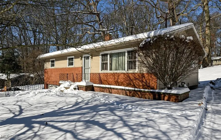 277 Lake Front Drive, Akron, OH 44319 - Image #2