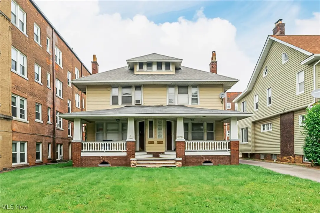12224 Clifton Boulevard, Cleveland, OH 44107 - Image #1